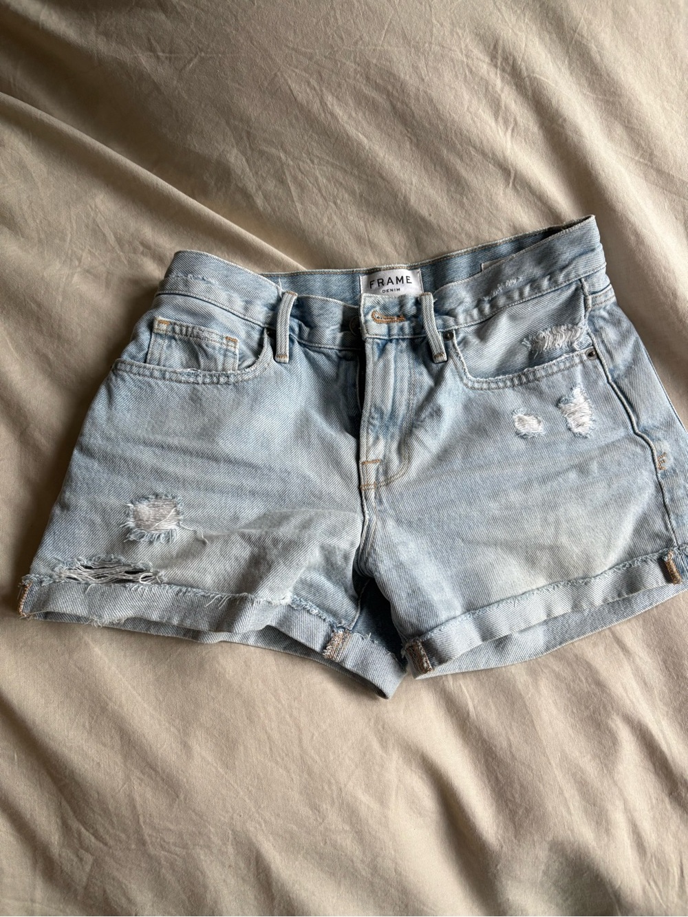 Frame Le Bridgette light blue jeans denim shorts distressed detail size 25 0 Xs